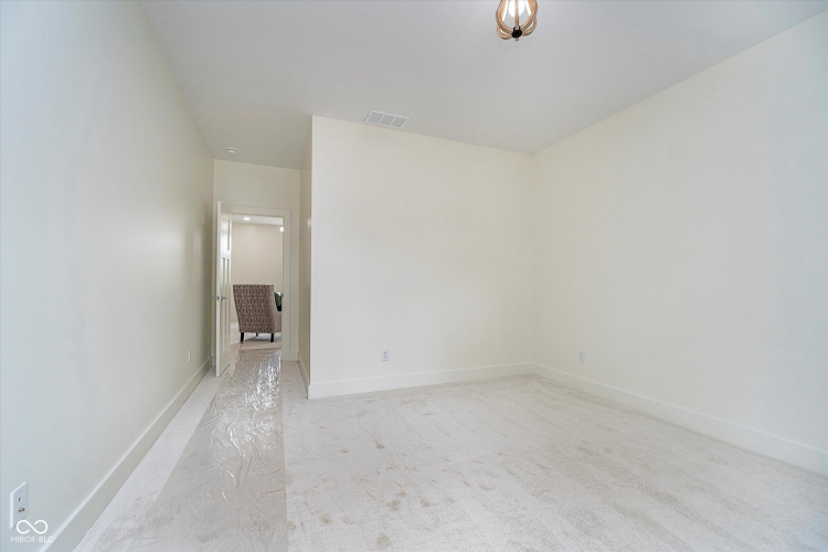 Listing Image 58