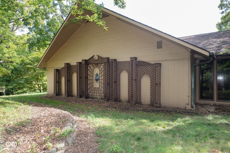 Listing Image 57