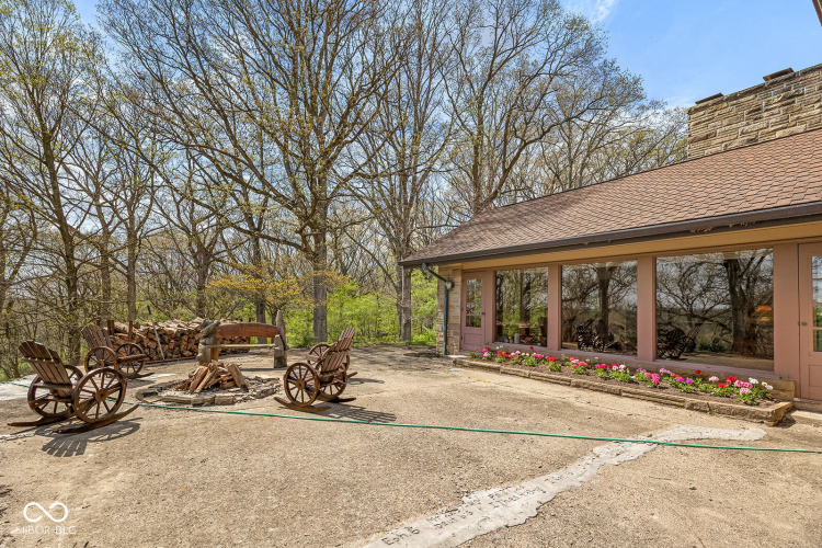 Listing Image 70