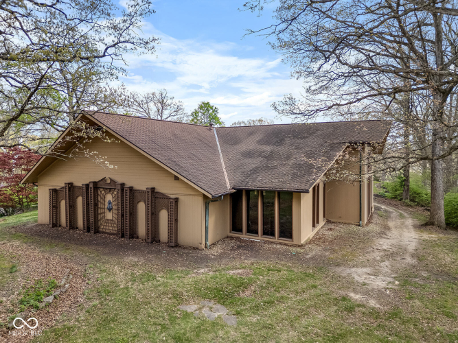 Listing Image 100