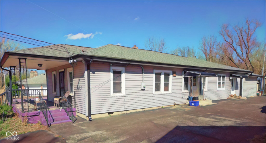 Listing Image 3