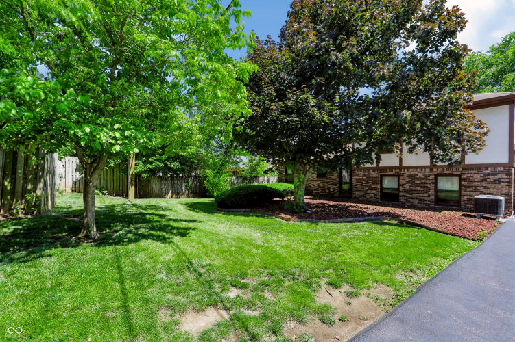 Listing Image 43