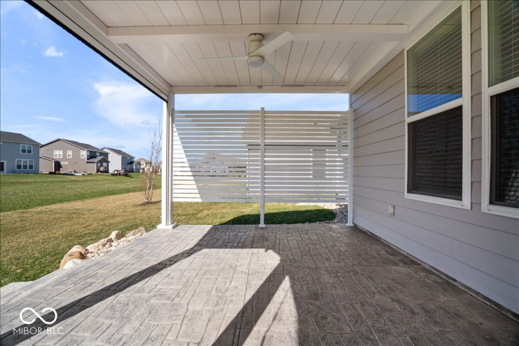 Listing Image 24