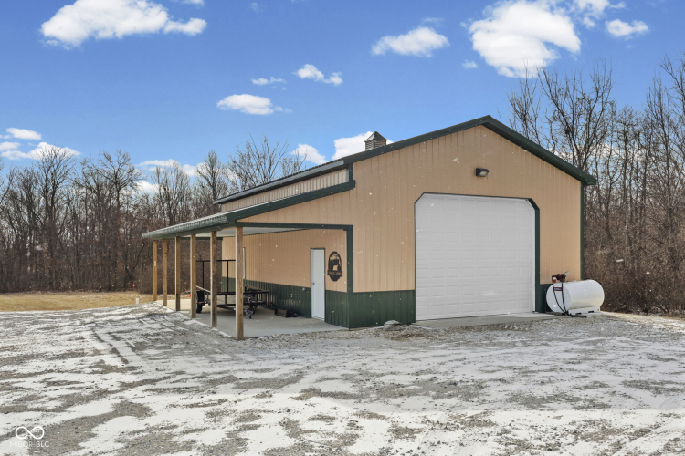 Listing Image 64