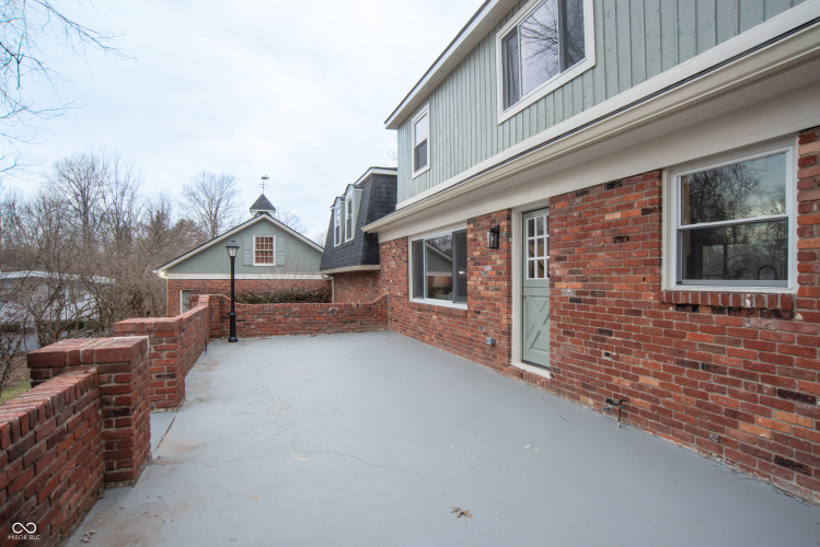 Listing Image 68