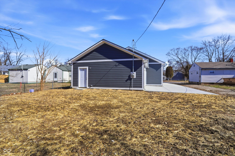 Listing Image 32