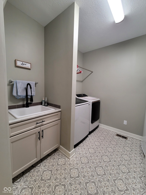Listing Image 57