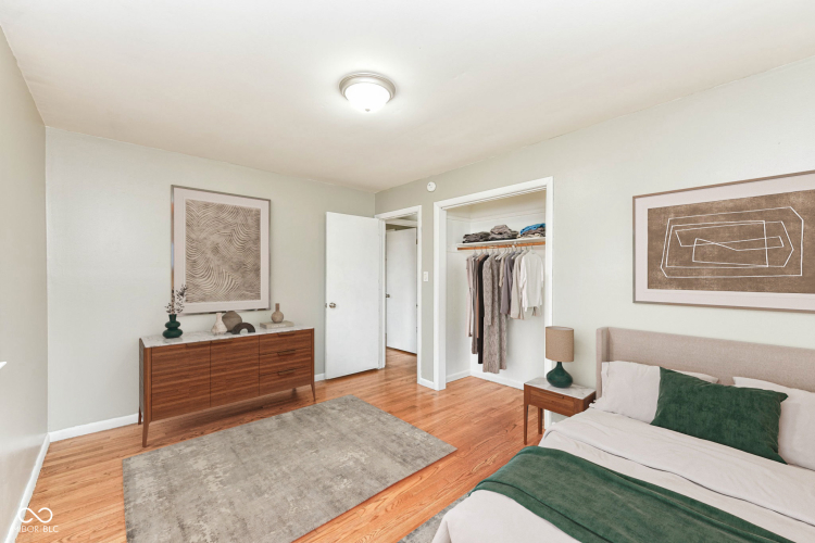 Listing Image 23