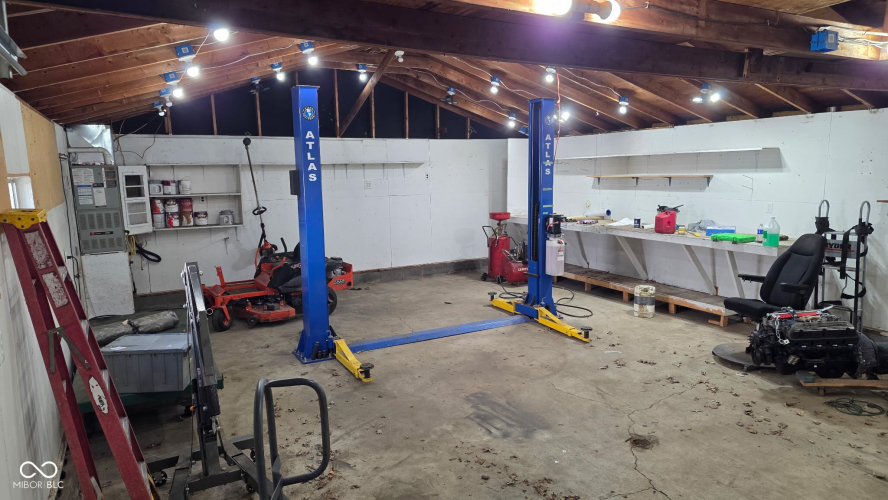 Listing Image 37