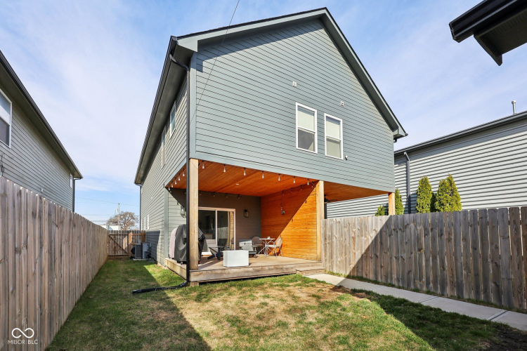 Listing Image 20