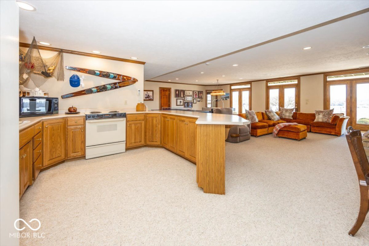 Listing Image 35