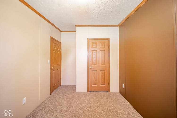 Listing Image 30