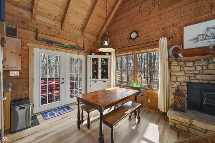 Listing Image 13