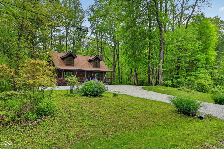 Listing Image 4