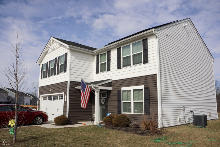 Listing Image 10