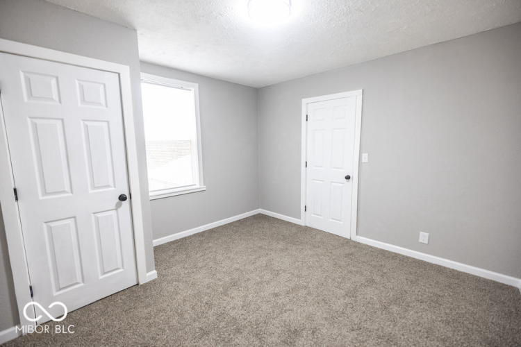 Listing Image 30