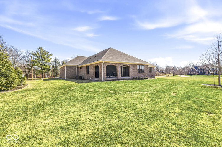 Listing Image 48