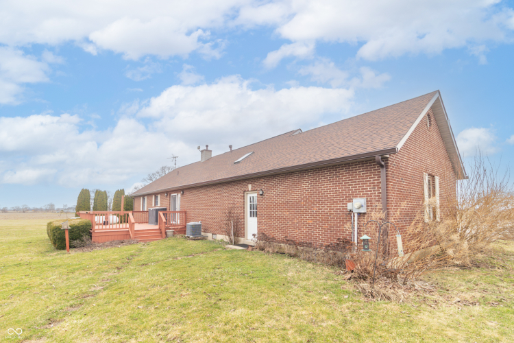 Listing Image 41