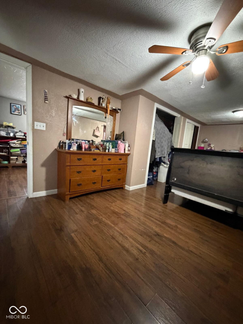 Listing Image 58