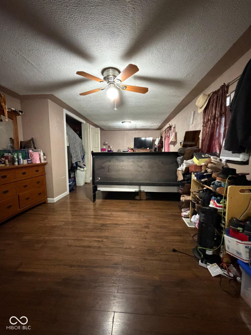 Listing Image 63