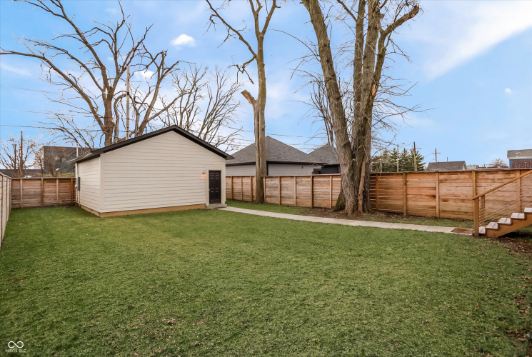 Listing Image 67
