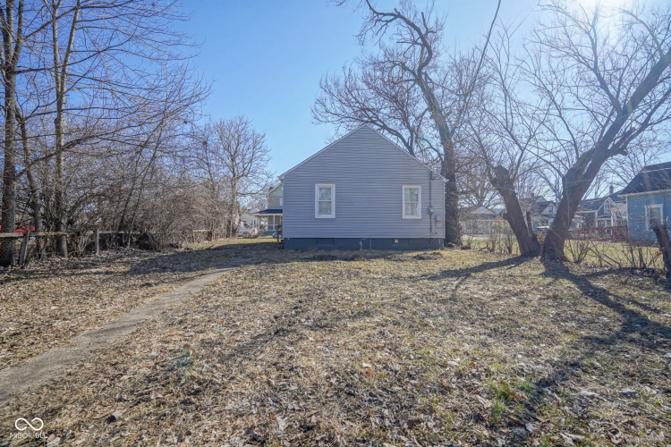 Listing Image 21