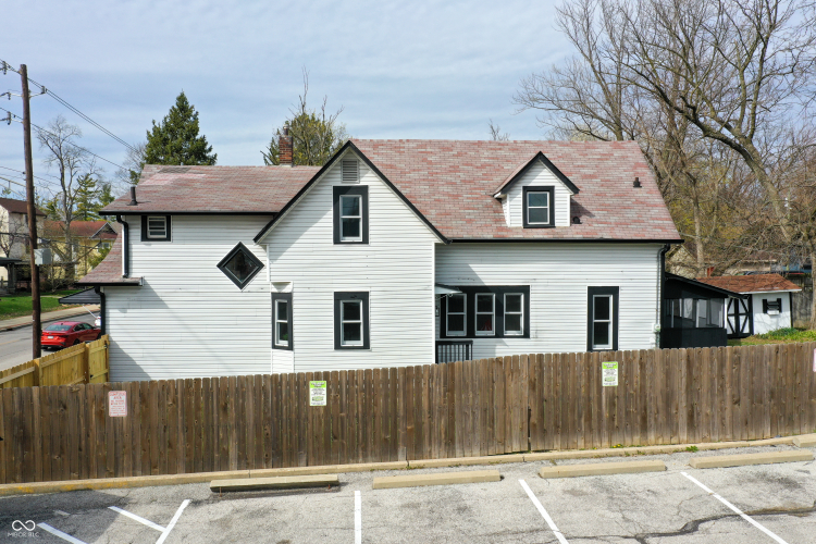 Listing Image 37