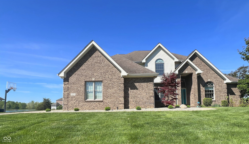 Listing Image 64