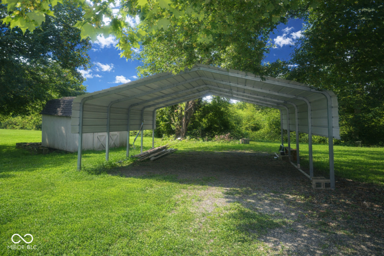 Listing Image 3