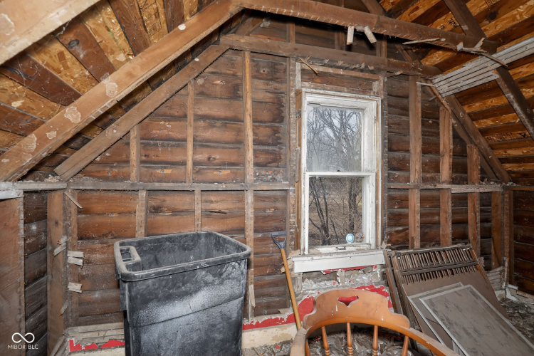 Listing Image 17