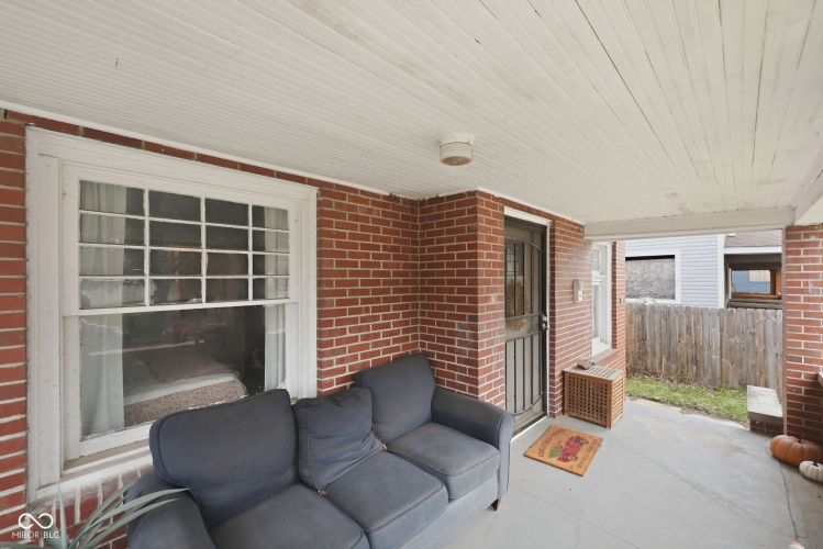 Listing Image 30
