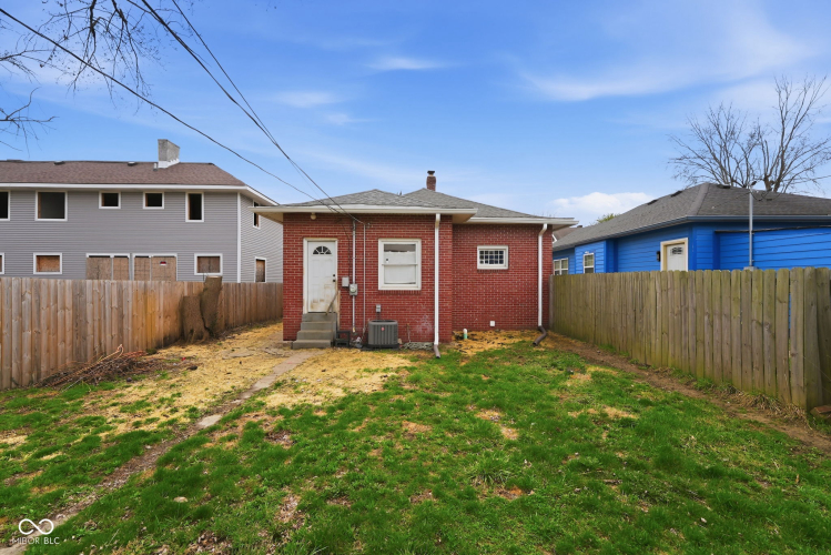 Listing Image 32