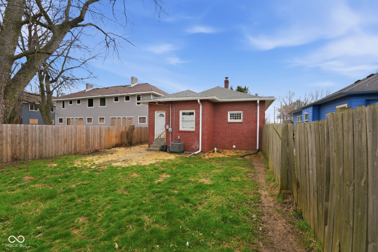 Listing Image 35