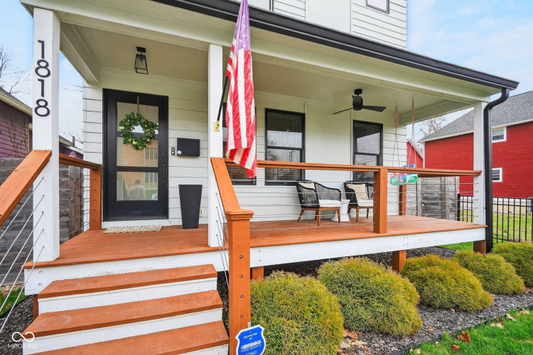 Listing Image 5