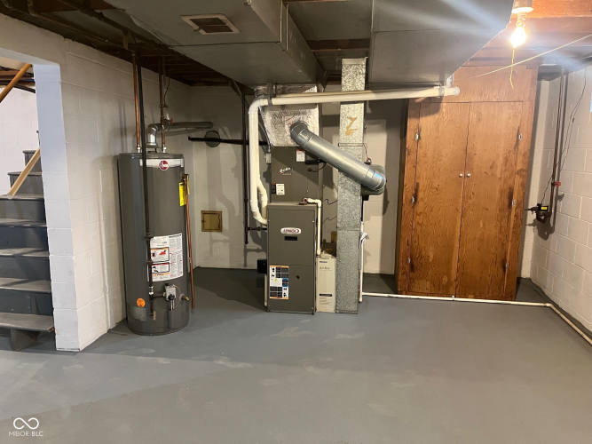 Listing Image 18