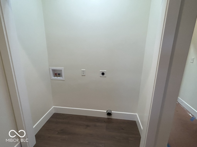 Listing Image 59