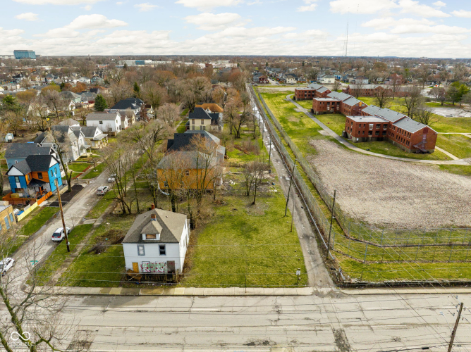 Listing Image 5