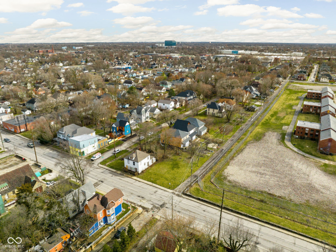 Listing Image 8
