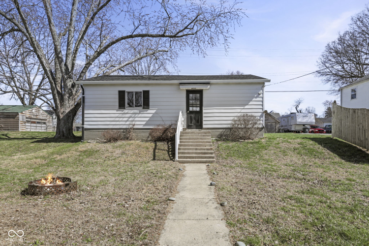 Listing Image 32