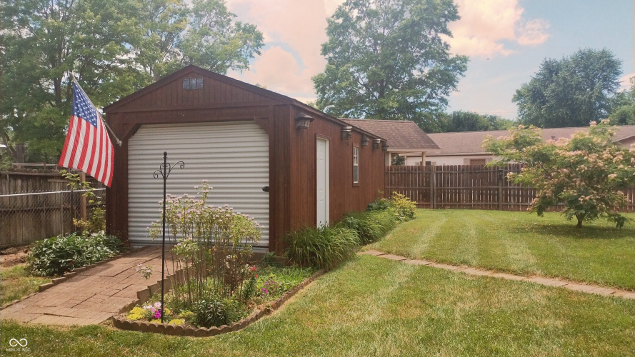 Listing Image 20