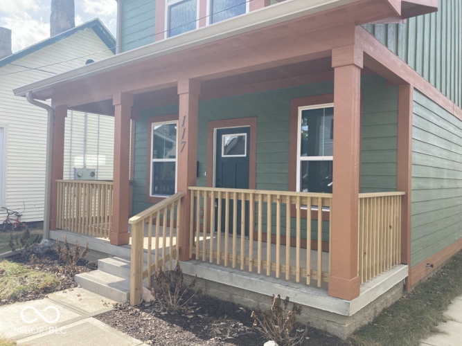 Listing Image 6