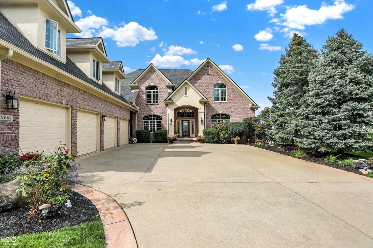 Listing Image 9