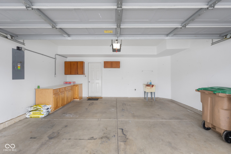 Listing Image 46
