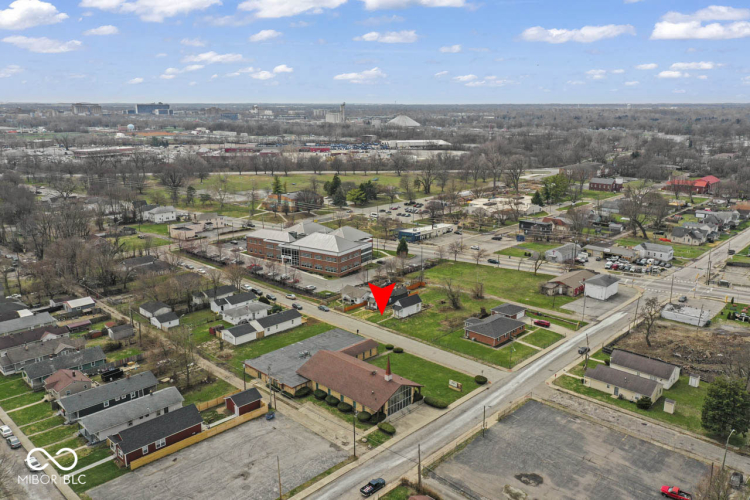 Listing Image 5
