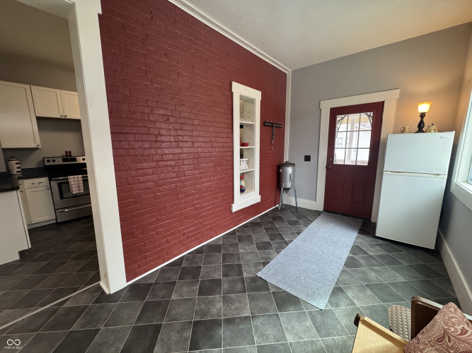 Listing Image 45