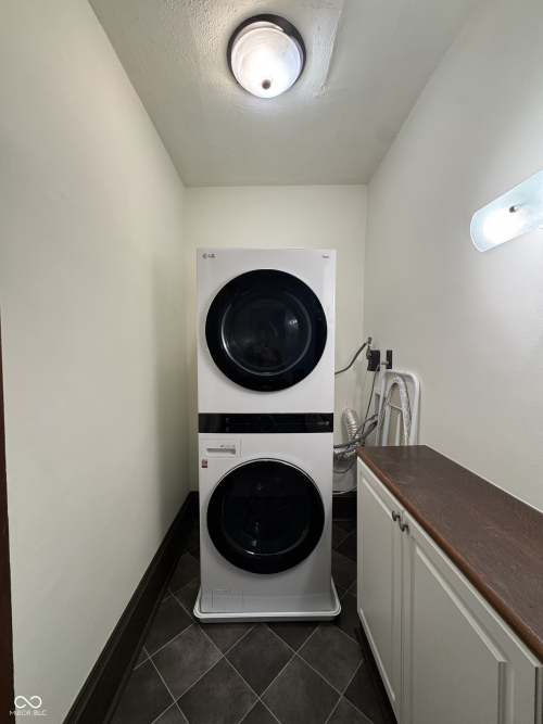 Listing Image 80