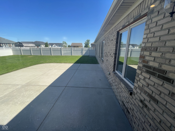 Listing Image 37