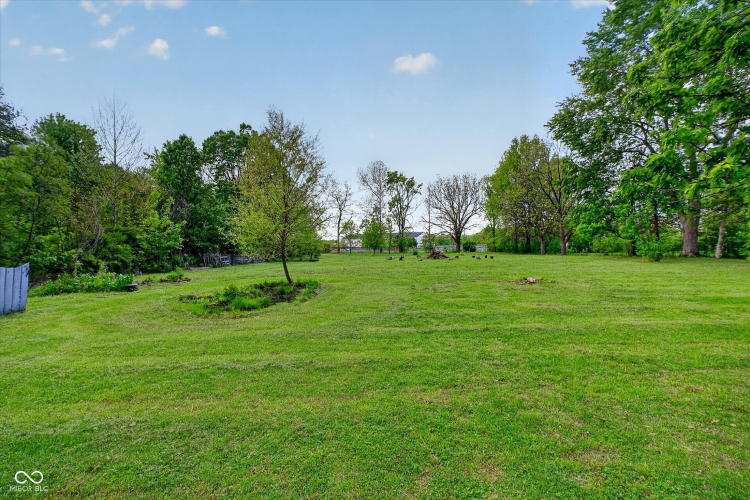 Listing Image 23