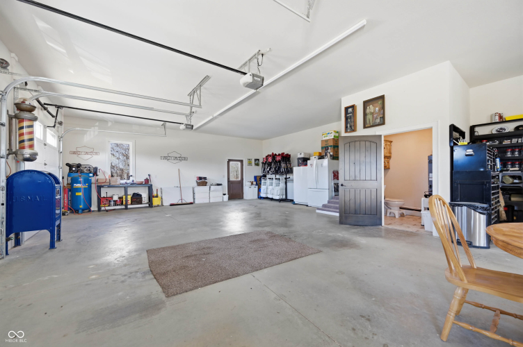 Listing Image 41