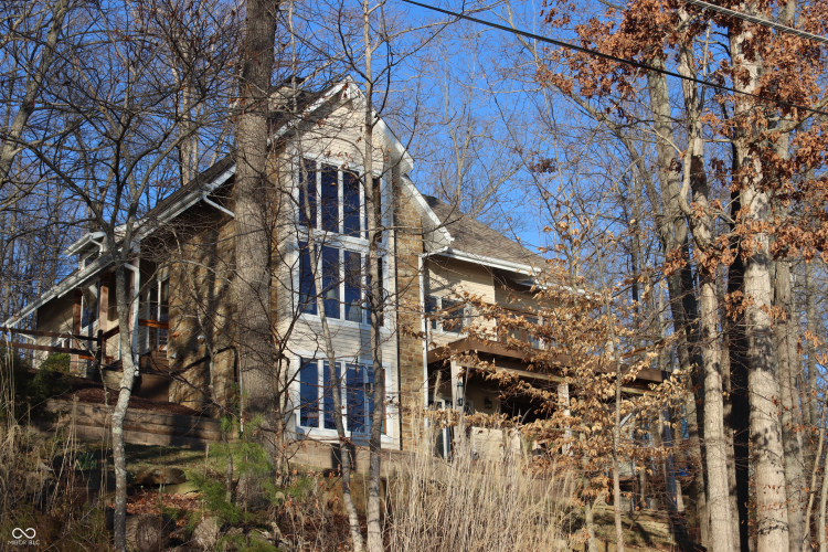 Listing Image 64